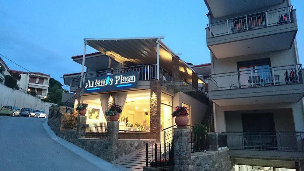 Artemis Plaza Aparthotel อาเกีย ปาราสเควิ ภายนอก รูปภาพ